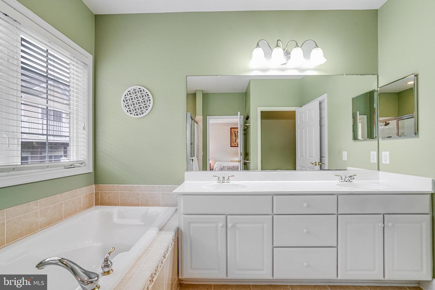 8965 YELLOW DAISY PL, LORTON, Virginia 22079, 3 Bedrooms Bedrooms, ,3 BathroomsBathrooms,Residential,For sale,8965 YELLOW DAISY PL,VAFX2267932 MLS # VAFX2267932