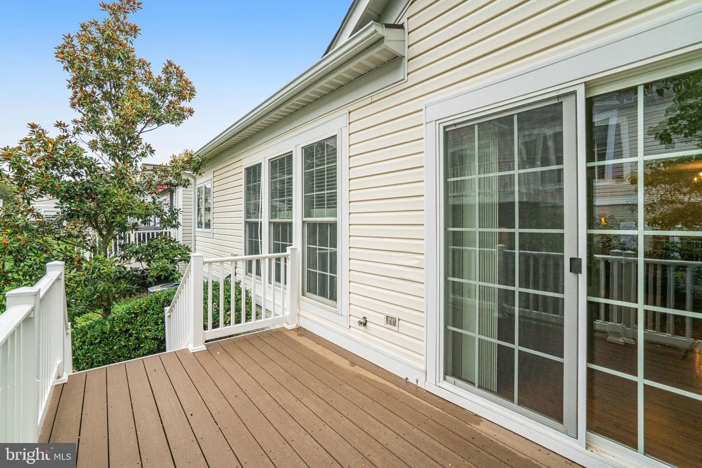 8965 YELLOW DAISY PL, LORTON, Virginia 22079, 3 Bedrooms Bedrooms, ,3 BathroomsBathrooms,Residential,For sale,8965 YELLOW DAISY PL,VAFX2267932 MLS # VAFX2267932