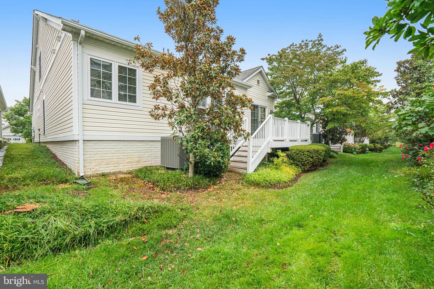 8965 YELLOW DAISY PL, LORTON, Virginia 22079, 3 Bedrooms Bedrooms, ,3 BathroomsBathrooms,Residential,For sale,8965 YELLOW DAISY PL,VAFX2267932 MLS # VAFX2267932
