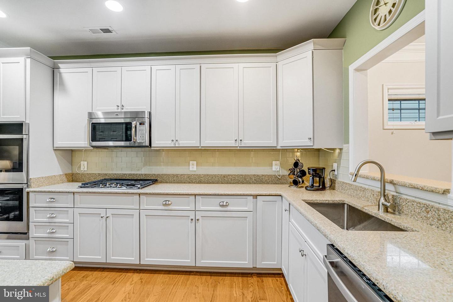 8965 YELLOW DAISY PL, LORTON, Virginia 22079, 3 Bedrooms Bedrooms, ,3 BathroomsBathrooms,Residential,For sale,8965 YELLOW DAISY PL,VAFX2267932 MLS # VAFX2267932