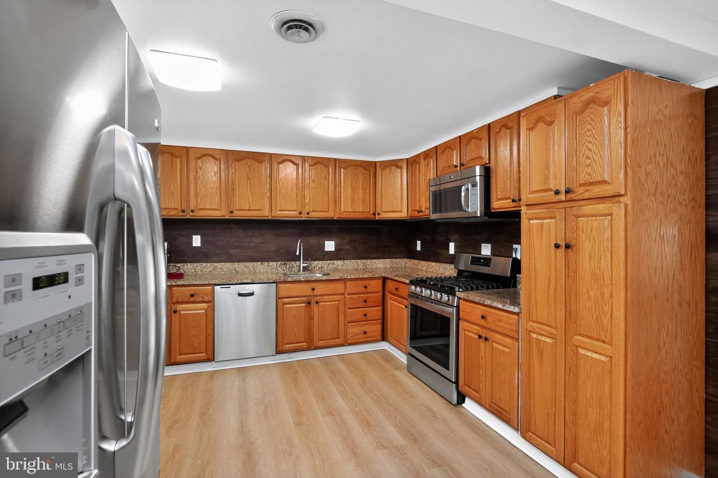 3301 SOMERSET LN, FREDERICKSBURG, Virginia 22407, 3 Bedrooms Bedrooms, ,2 BathroomsBathrooms,Residential,For sale,3301 SOMERSET LN,VASP2036346 MLS # VASP2036346