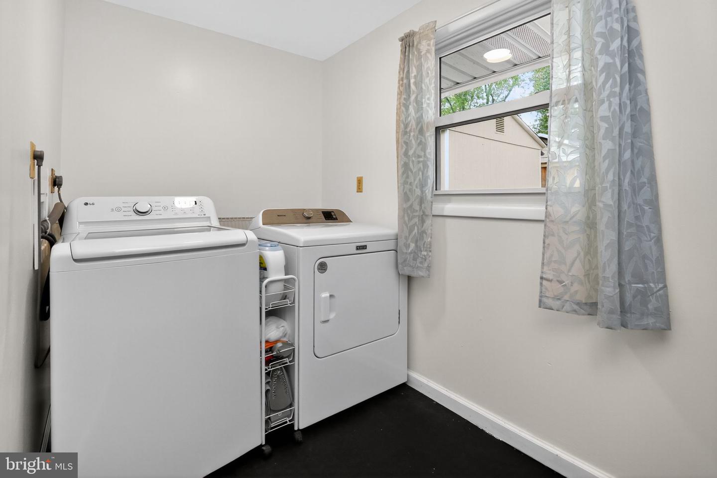 3301 SOMERSET LN, FREDERICKSBURG, Virginia 22407, 3 Bedrooms Bedrooms, ,2 BathroomsBathrooms,Residential,For sale,3301 SOMERSET LN,VASP2036346 MLS # VASP2036346