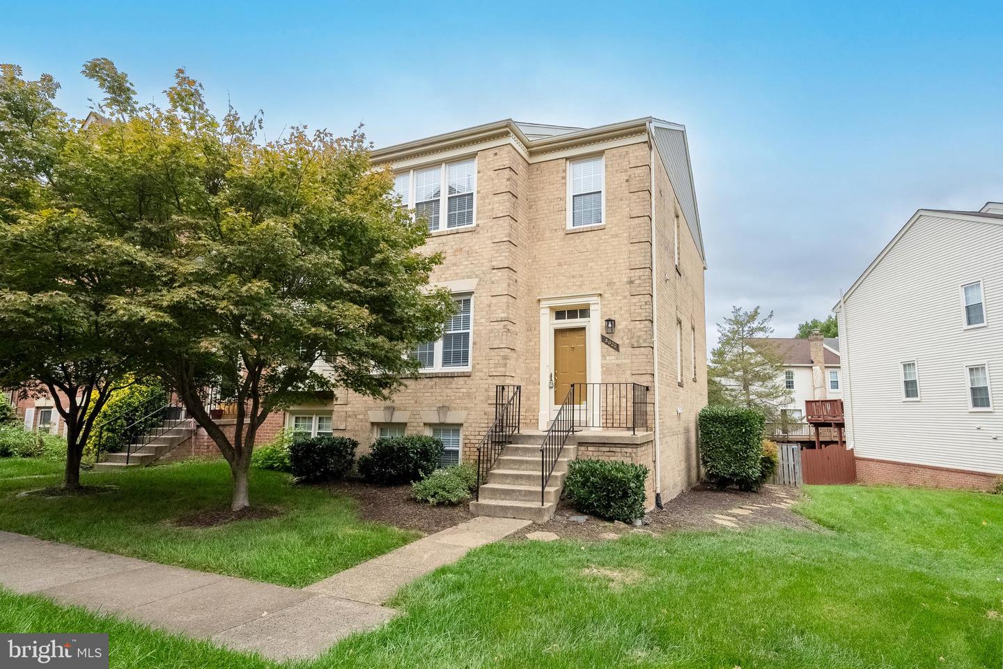 4020 GREGG CT, FAIRFAX, Virginia 22033, 4 Bedrooms Bedrooms, ,3 BathroomsBathrooms,Residential,For sale,4020 GREGG CT,VAFX2268252 MLS # VAFX2268252