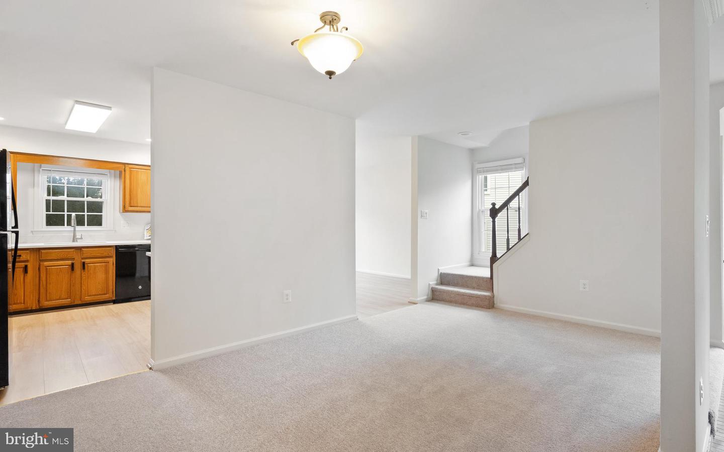 4020 GREGG CT, FAIRFAX, Virginia 22033, 4 Bedrooms Bedrooms, ,3 BathroomsBathrooms,Residential,For sale,4020 GREGG CT,VAFX2268252 MLS # VAFX2268252
