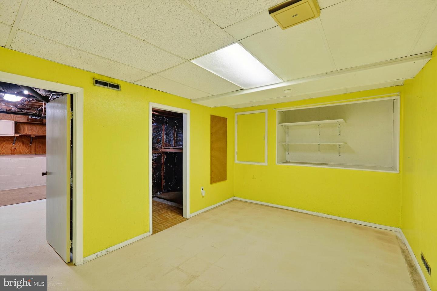 6939 WESTMORELAND RD, FALLS CHURCH, Virginia 22042, 4 Bedrooms Bedrooms, ,1 BathroomBathrooms,Residential,For sale,6939 WESTMORELAND RD,VAFX2268304 MLS # VAFX2268304
