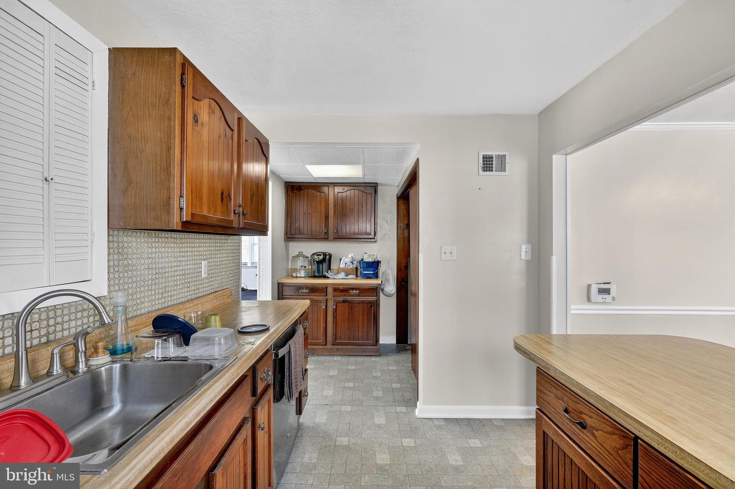 6939 WESTMORELAND RD, FALLS CHURCH, Virginia 22042, 4 Bedrooms Bedrooms, ,1 BathroomBathrooms,Residential,For sale,6939 WESTMORELAND RD,VAFX2268304 MLS # VAFX2268304