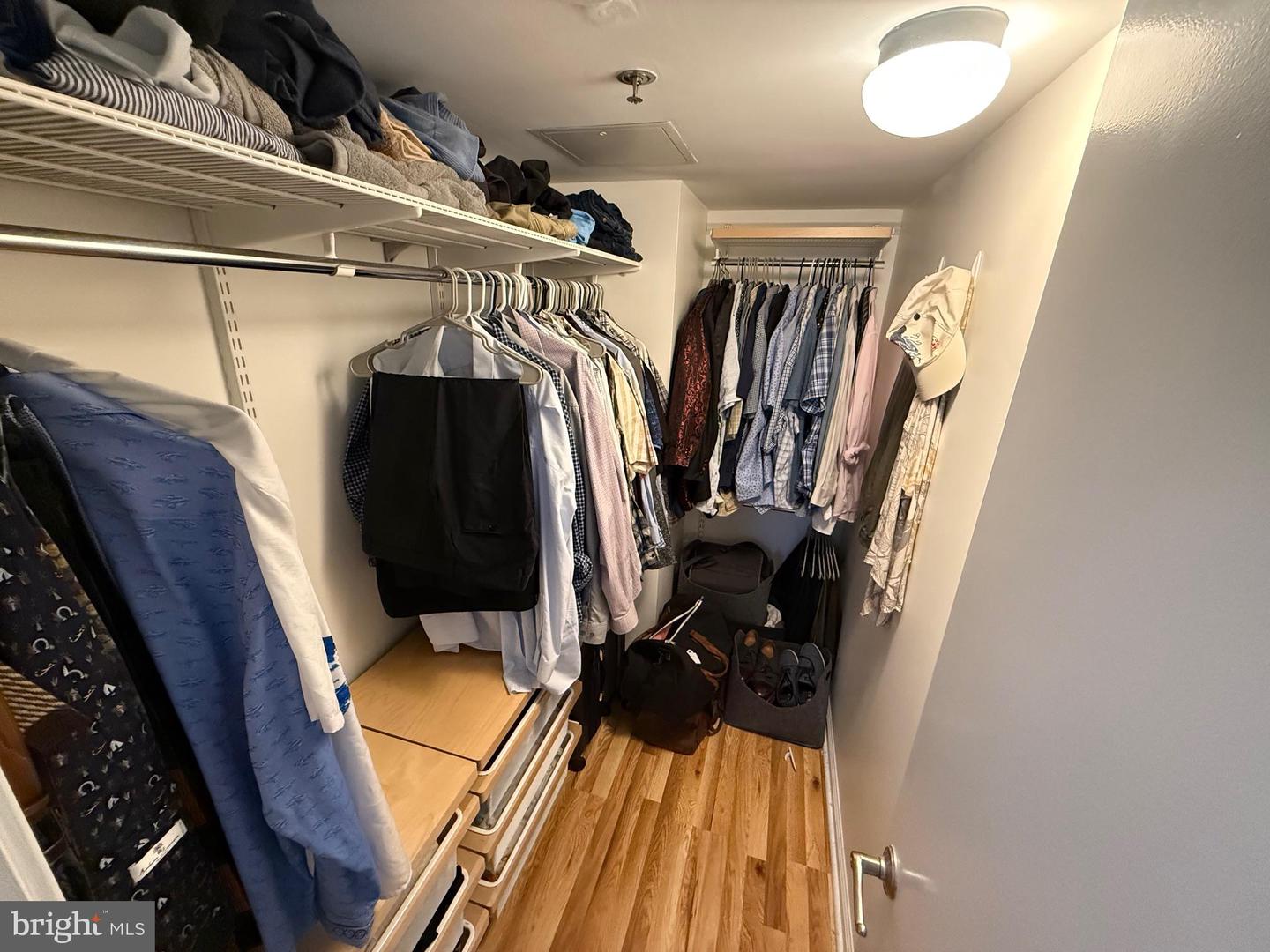 1024 N UTAH ST #524, ARLINGTON, Virginia 22201, 2 Bedrooms Bedrooms, ,2 BathroomsBathrooms,Residential,For sale,1024 N UTAH ST #524,VAAR2064014 MLS # VAAR2064014