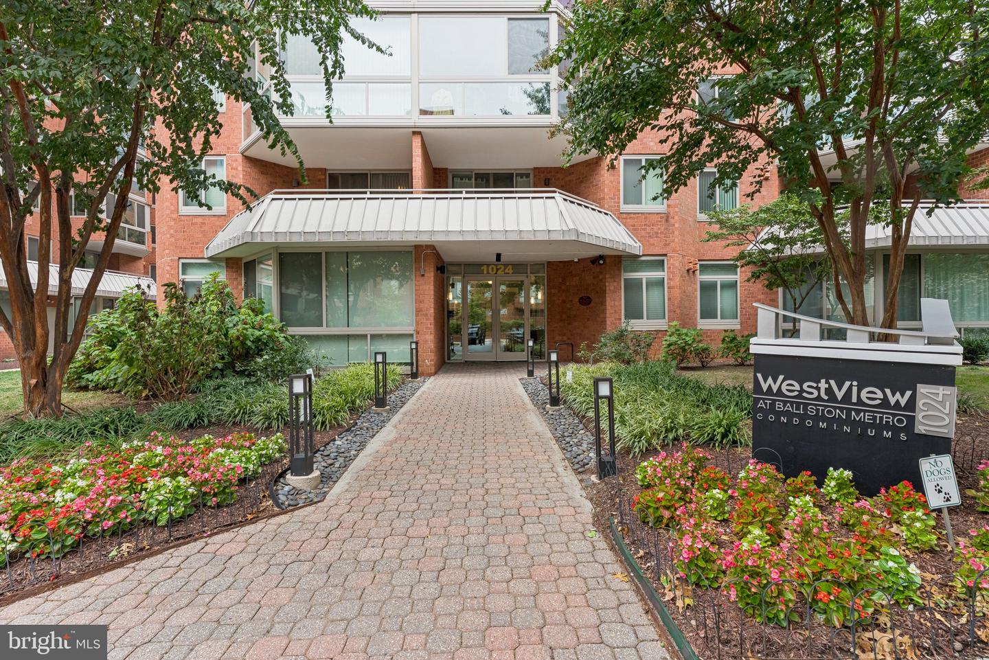1024 N UTAH ST #524, ARLINGTON, Virginia 22201, 2 Bedrooms Bedrooms, ,2 BathroomsBathrooms,Residential,For sale,1024 N UTAH ST #524,VAAR2064014 MLS # VAAR2064014