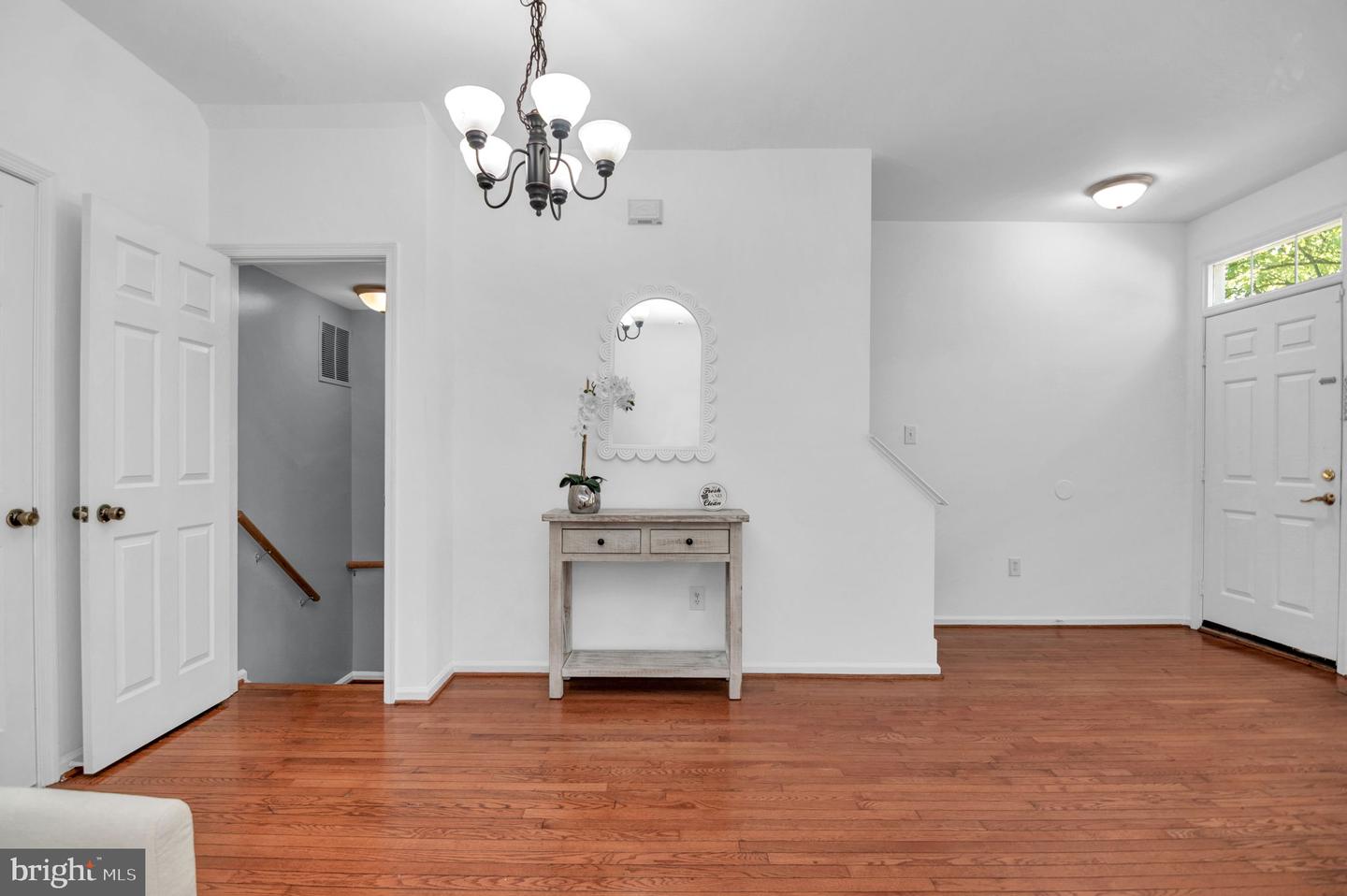 6427 MCCOY RD, CENTREVILLE, Virginia 20121, 4 Bedrooms Bedrooms, ,3 BathroomsBathrooms,Residential,For sale,6427 MCCOY RD,VAFX2268742 MLS # VAFX2268742