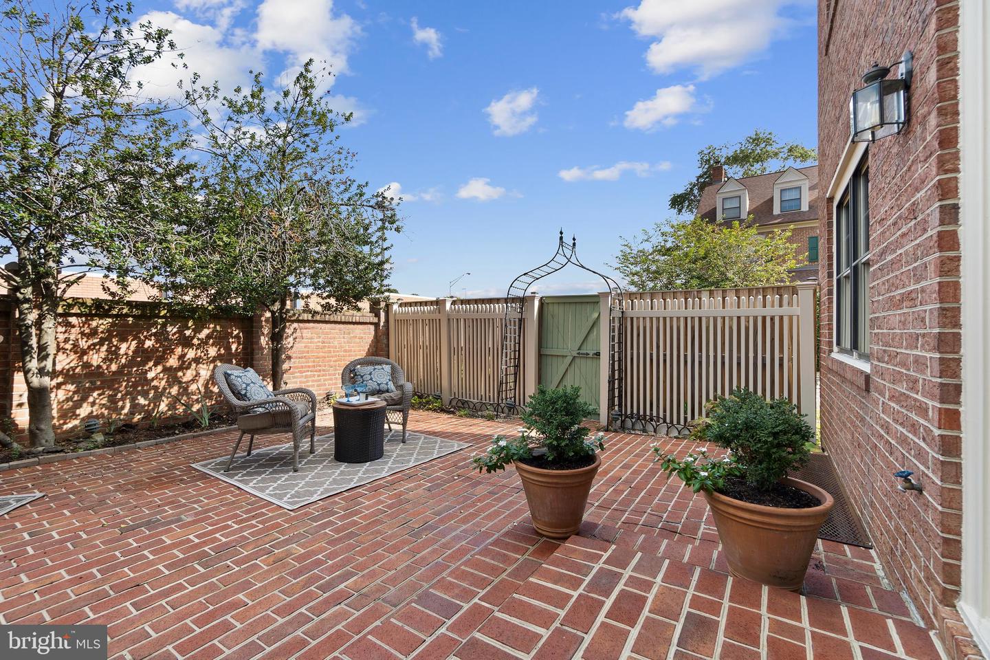 6300 MANCHESTER WAY, ALEXANDRIA, Virginia 22304, 3 Bedrooms Bedrooms, ,2 BathroomsBathrooms,Residential,For sale,6300 MANCHESTER WAY,VAFX2268778 MLS # VAFX2268778