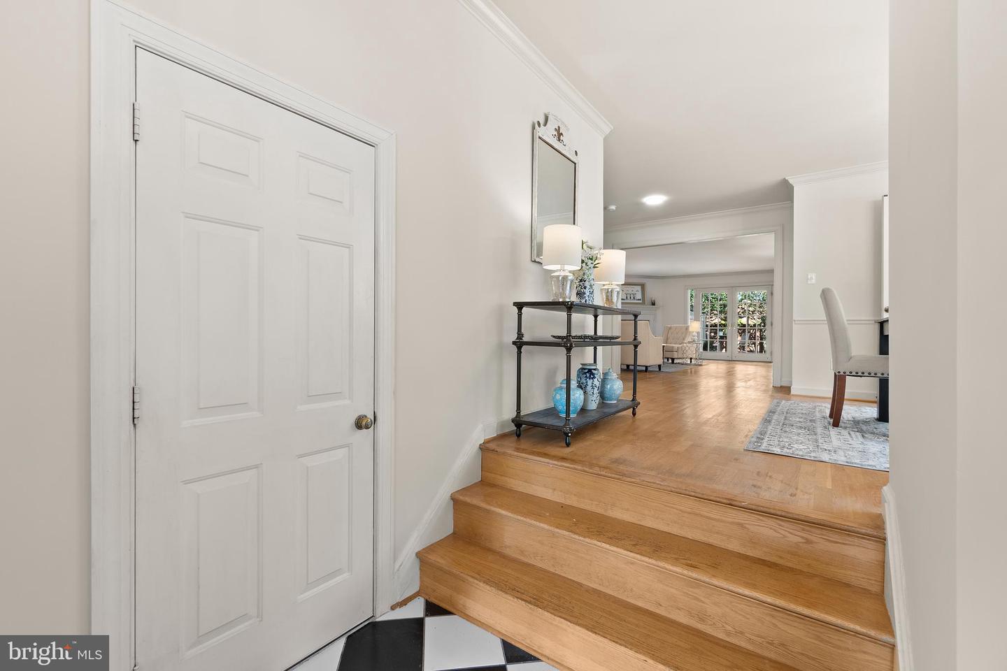 6300 MANCHESTER WAY, ALEXANDRIA, Virginia 22304, 3 Bedrooms Bedrooms, ,2 BathroomsBathrooms,Residential,For sale,6300 MANCHESTER WAY,VAFX2268778 MLS # VAFX2268778