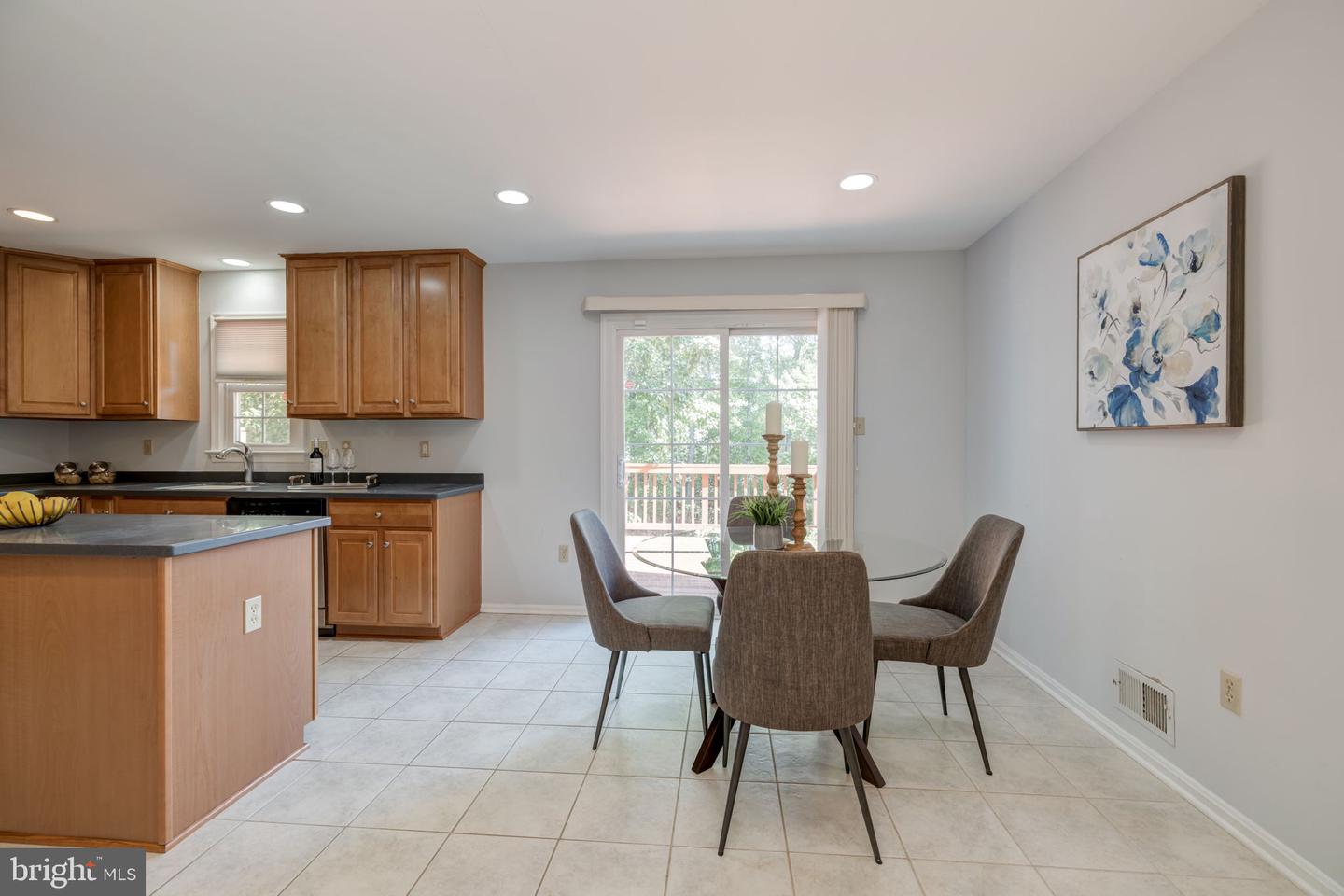 2040 PIERIS CT, VIENNA, Virginia 22182, 3 Bedrooms Bedrooms, ,2 BathroomsBathrooms,Residential,For sale,2040 PIERIS CT,VAFX2268870 MLS # VAFX2268870