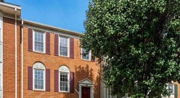 2040 PIERIS CT, VIENNA, Virginia 22182, 3 Bedrooms Bedrooms, ,2 BathroomsBathrooms,Residential,For sale,2040 PIERIS CT,VAFX2268870 MLS # VAFX2268870