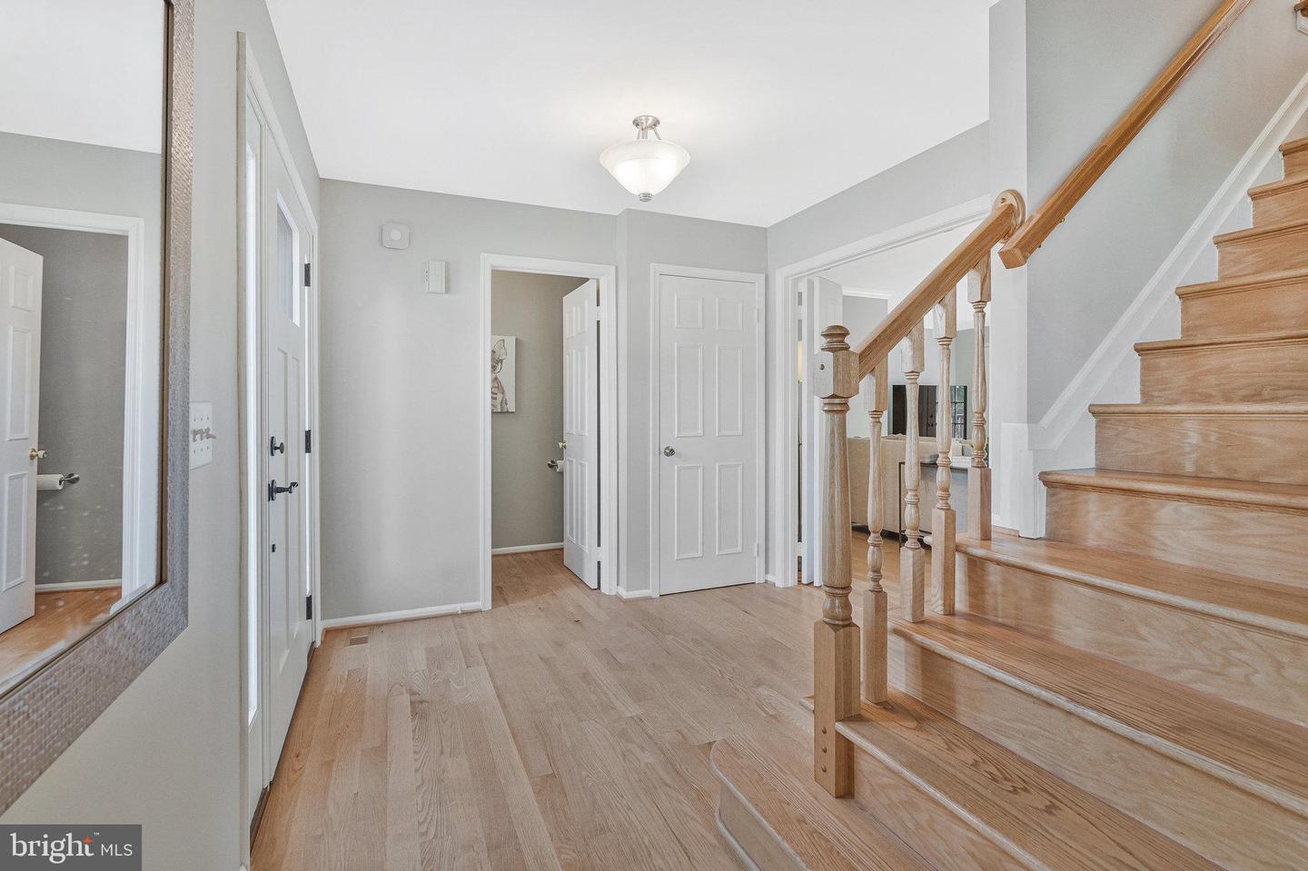 7 S LOWERY CT, STERLING, Virginia 20165, 4 Bedrooms Bedrooms, ,3 BathroomsBathrooms,Residential,For sale,7 S LOWERY CT,VALO2107518 MLS # VALO2107518