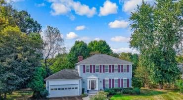 7 S LOWERY CT, STERLING, Virginia 20165, 4 Bedrooms Bedrooms, ,3 BathroomsBathrooms,Residential,For sale,7 S LOWERY CT,VALO2107518 MLS # VALO2107518
