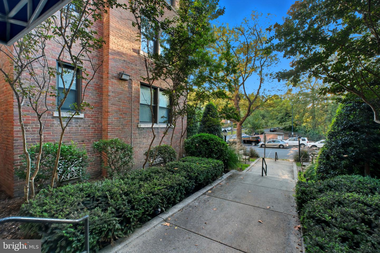 4007 CONNECTICUT AVE NW #304, WASHINGTON, District Of Columbia 20008, 1 Bedroom Bedrooms, ,1 BathroomBathrooms,Residential,For sale,4007 CONNECTICUT AVE NW #304,DCDC2223970 MLS # DCDC2223970