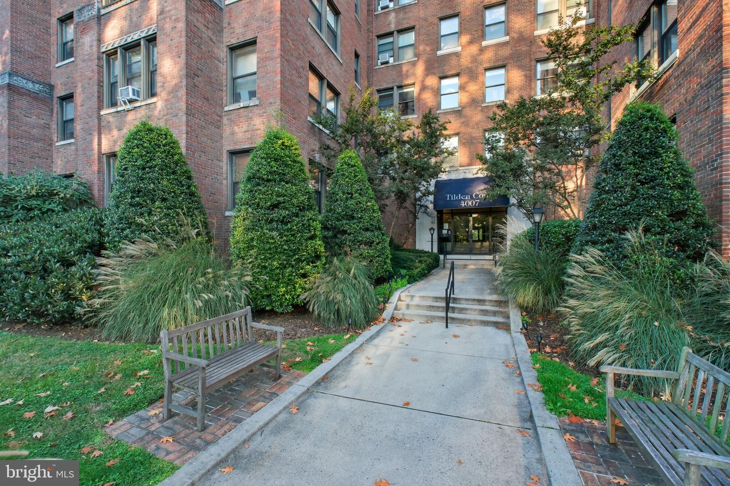 4007 CONNECTICUT AVE NW #304, WASHINGTON, District Of Columbia 20008, 1 Bedroom Bedrooms, ,1 BathroomBathrooms,Residential,For sale,4007 CONNECTICUT AVE NW #304,DCDC2223970 MLS # DCDC2223970