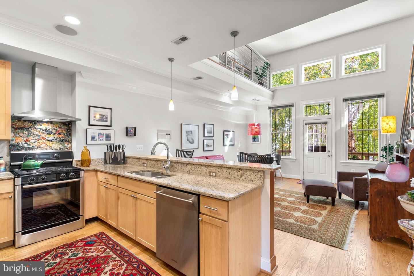 1831 1ST ST NW #3, WASHINGTON, District Of Columbia 20001, 2 Bedrooms Bedrooms, ,2 BathroomsBathrooms,Residential,For sale,1831 1ST ST NW #3,DCDC2224128 MLS # DCDC2224128