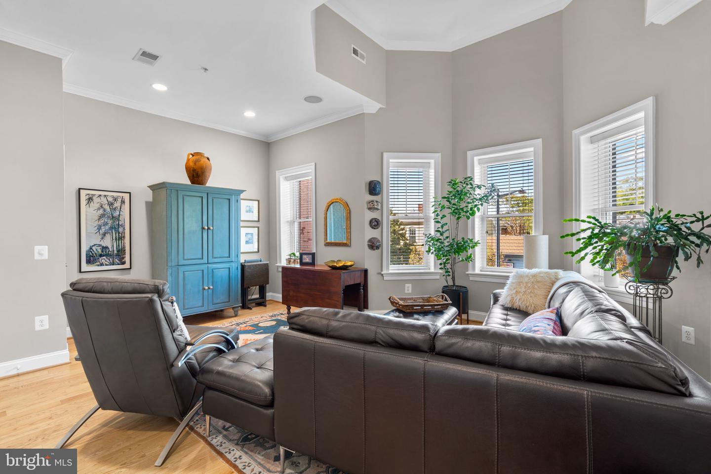 1831 1ST ST NW #3, WASHINGTON, District Of Columbia 20001, 2 Bedrooms Bedrooms, ,2 BathroomsBathrooms,Residential,For sale,1831 1ST ST NW #3,DCDC2224128 MLS # DCDC2224128