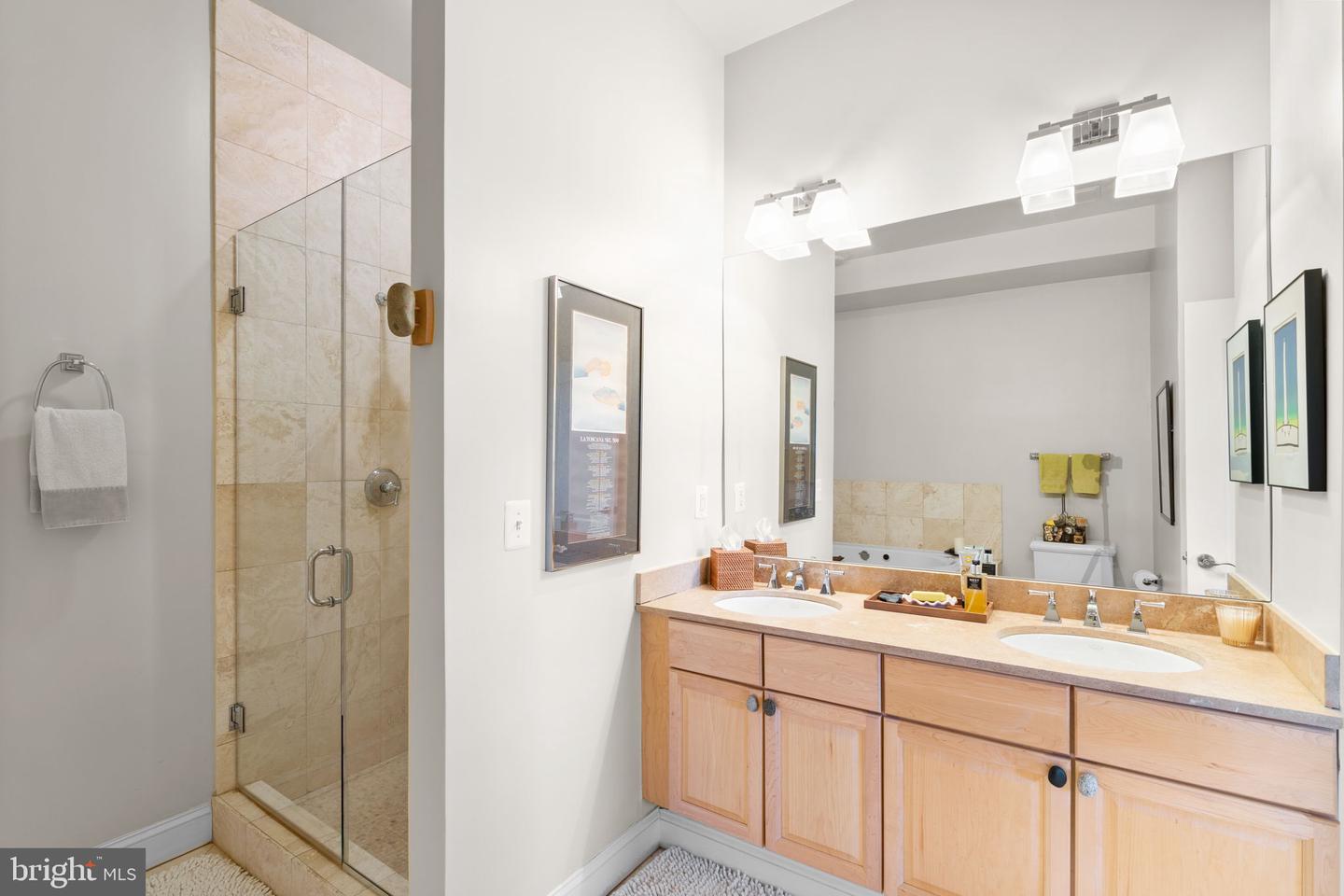 1831 1ST ST NW #3, WASHINGTON, District Of Columbia 20001, 2 Bedrooms Bedrooms, ,2 BathroomsBathrooms,Residential,For sale,1831 1ST ST NW #3,DCDC2224128 MLS # DCDC2224128