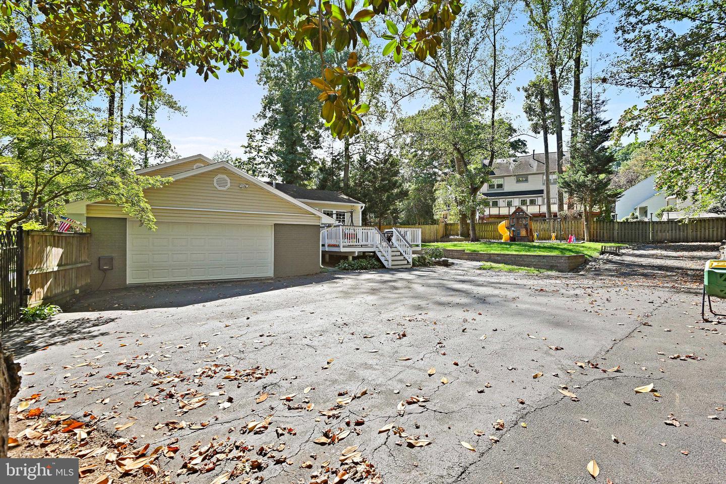 2918 GLENVALE DR, FAIRFAX, Virginia 22031, 6 Bedrooms Bedrooms, ,3 BathroomsBathrooms,Residential,For sale,2918 GLENVALE DR,VAFX2269362 MLS # VAFX2269362