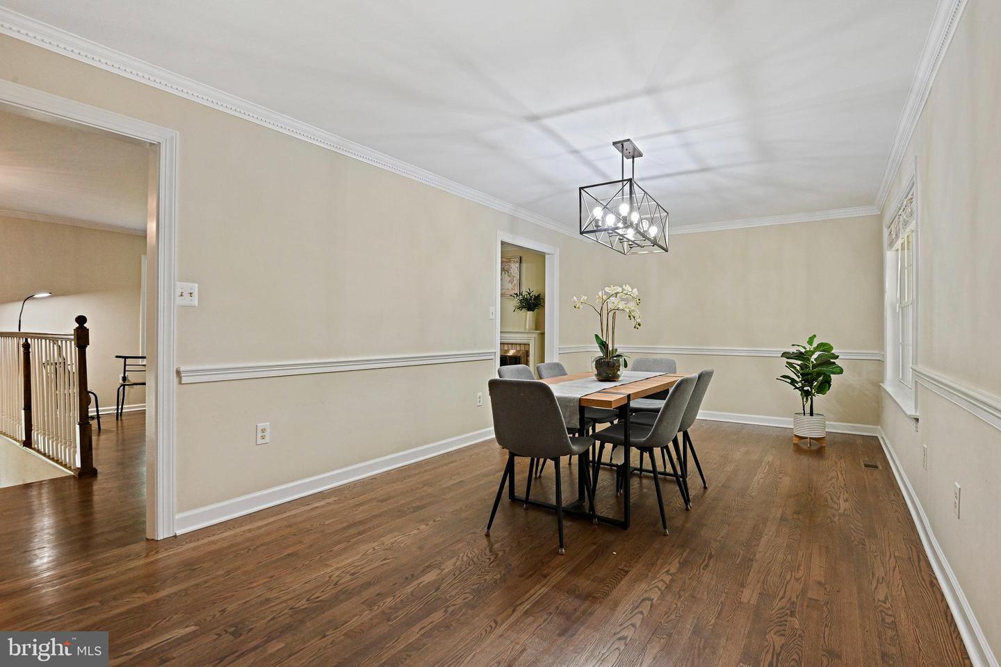 2918 GLENVALE DR, FAIRFAX, Virginia 22031, 6 Bedrooms Bedrooms, ,3 BathroomsBathrooms,Residential,For sale,2918 GLENVALE DR,VAFX2269362 MLS # VAFX2269362