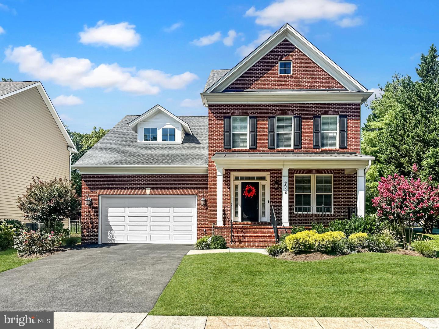 6638 SCHURTZ ST, ALEXANDRIA, Virginia 22310, 5 Bedrooms Bedrooms, 10 Rooms Rooms,4 BathroomsBathrooms,Residential,For sale,6638 SCHURTZ ST,VAFX2269534 MLS # VAFX2269534