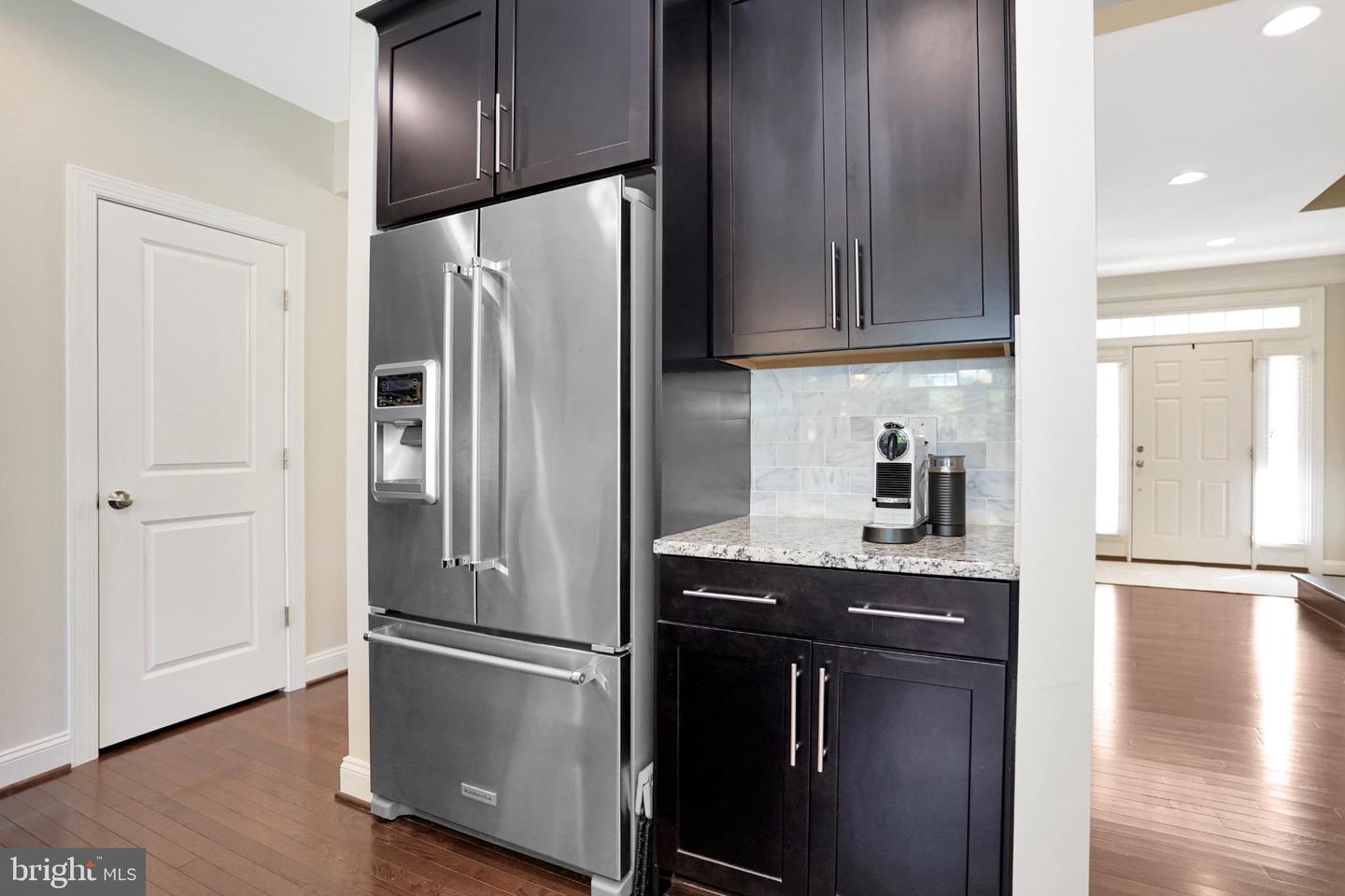 6638 SCHURTZ ST, ALEXANDRIA, Virginia 22310, 5 Bedrooms Bedrooms, 10 Rooms Rooms,4 BathroomsBathrooms,Residential,For sale,6638 SCHURTZ ST,VAFX2269534 MLS # VAFX2269534