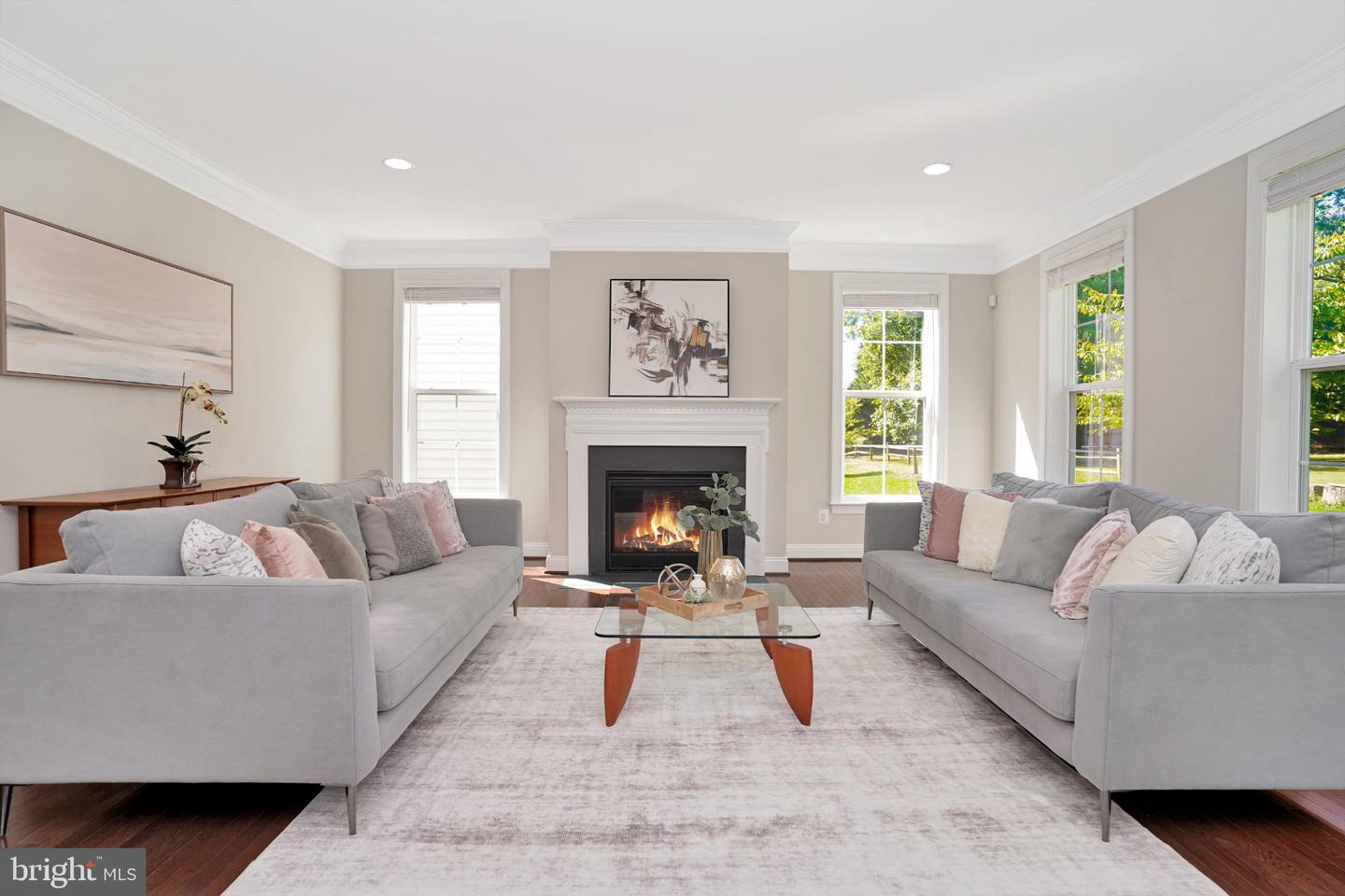 6638 SCHURTZ ST, ALEXANDRIA, Virginia 22310, 5 Bedrooms Bedrooms, 10 Rooms Rooms,4 BathroomsBathrooms,Residential,For sale,6638 SCHURTZ ST,VAFX2269534 MLS # VAFX2269534