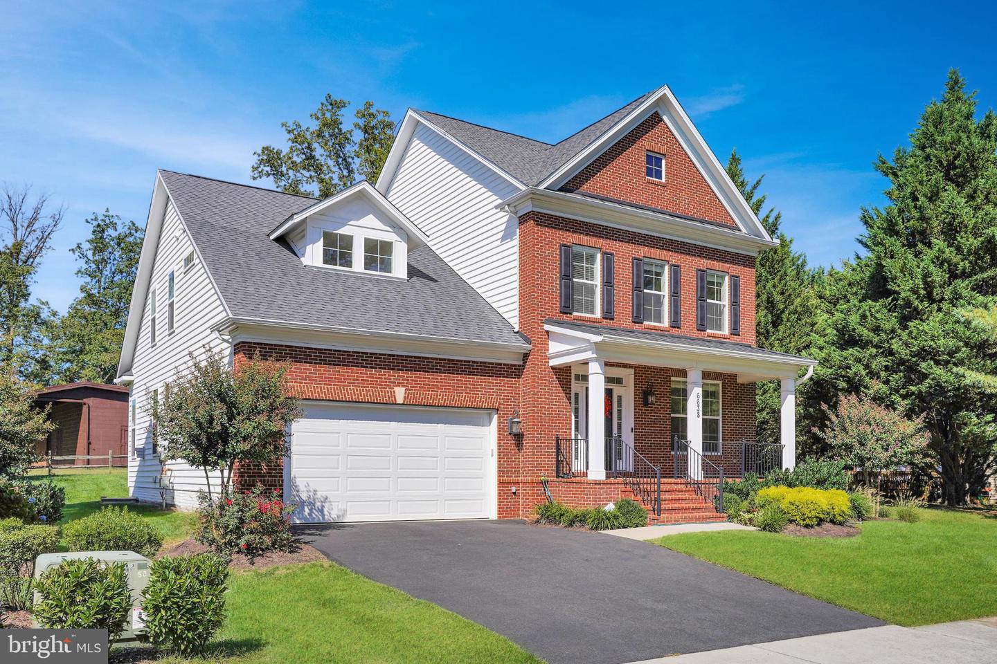 6638 SCHURTZ ST, ALEXANDRIA, Virginia 22310, 5 Bedrooms Bedrooms, 10 Rooms Rooms,4 BathroomsBathrooms,Residential,For sale,6638 SCHURTZ ST,VAFX2269534 MLS # VAFX2269534