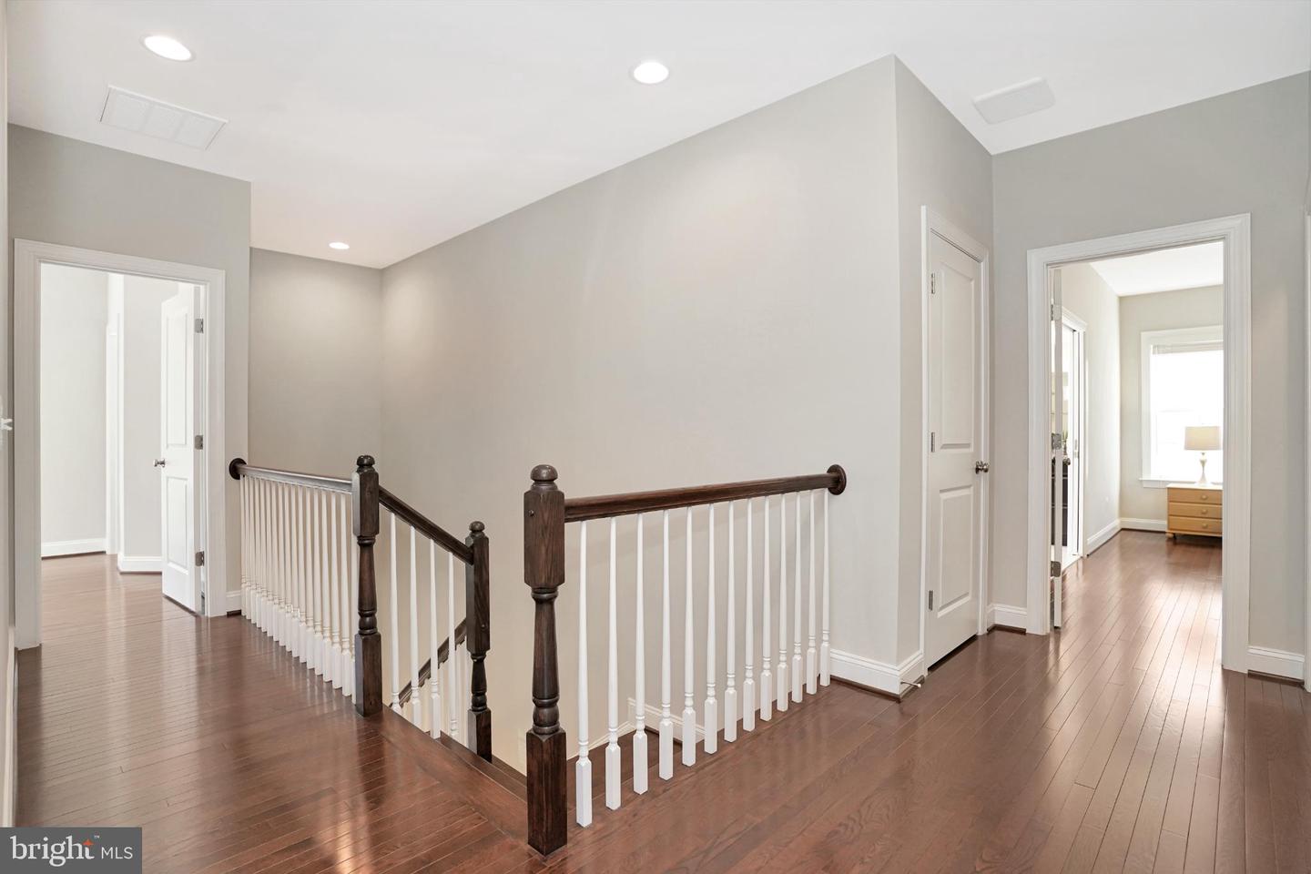 6638 SCHURTZ ST, ALEXANDRIA, Virginia 22310, 5 Bedrooms Bedrooms, 10 Rooms Rooms,4 BathroomsBathrooms,Residential,For sale,6638 SCHURTZ ST,VAFX2269534 MLS # VAFX2269534