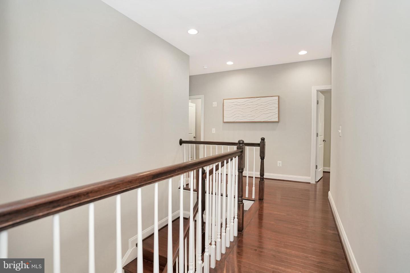 6638 SCHURTZ ST, ALEXANDRIA, Virginia 22310, 5 Bedrooms Bedrooms, 10 Rooms Rooms,4 BathroomsBathrooms,Residential,For sale,6638 SCHURTZ ST,VAFX2269534 MLS # VAFX2269534