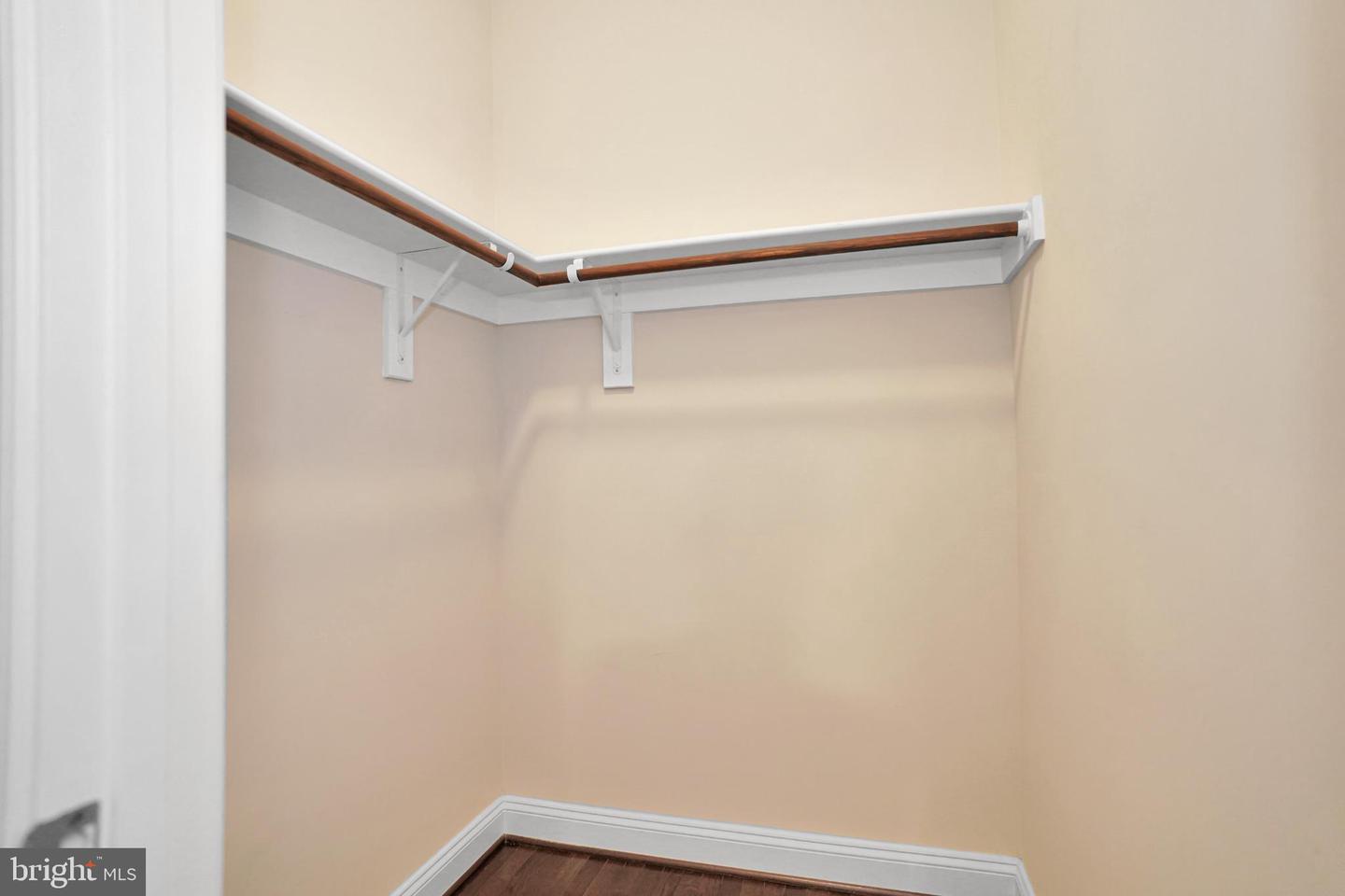 6638 SCHURTZ ST, ALEXANDRIA, Virginia 22310, 5 Bedrooms Bedrooms, 10 Rooms Rooms,4 BathroomsBathrooms,Residential,For sale,6638 SCHURTZ ST,VAFX2269534 MLS # VAFX2269534