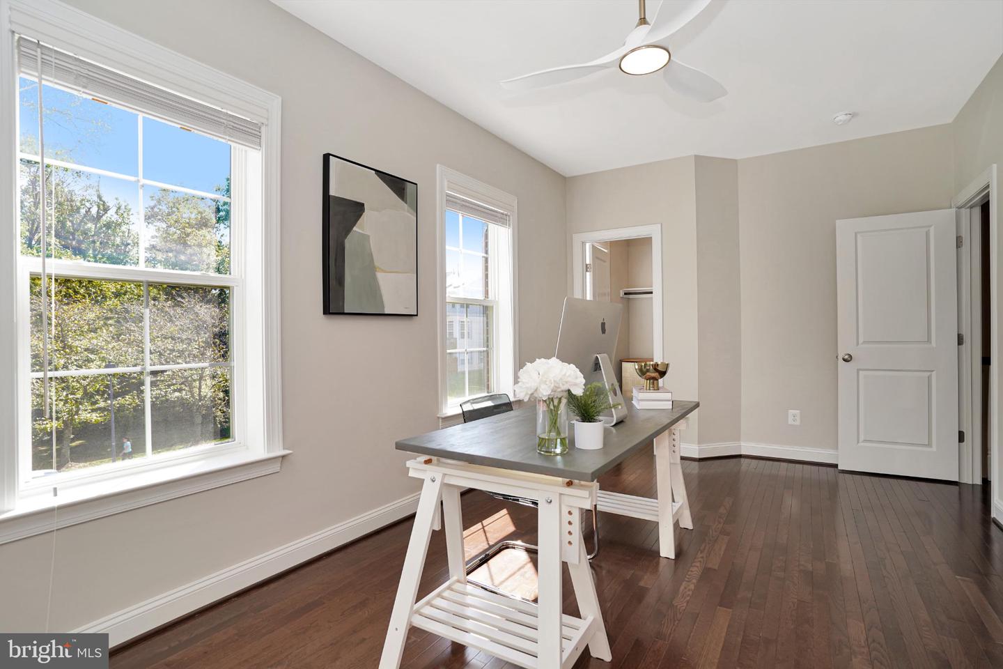 6638 SCHURTZ ST, ALEXANDRIA, Virginia 22310, 5 Bedrooms Bedrooms, 10 Rooms Rooms,4 BathroomsBathrooms,Residential,For sale,6638 SCHURTZ ST,VAFX2269534 MLS # VAFX2269534