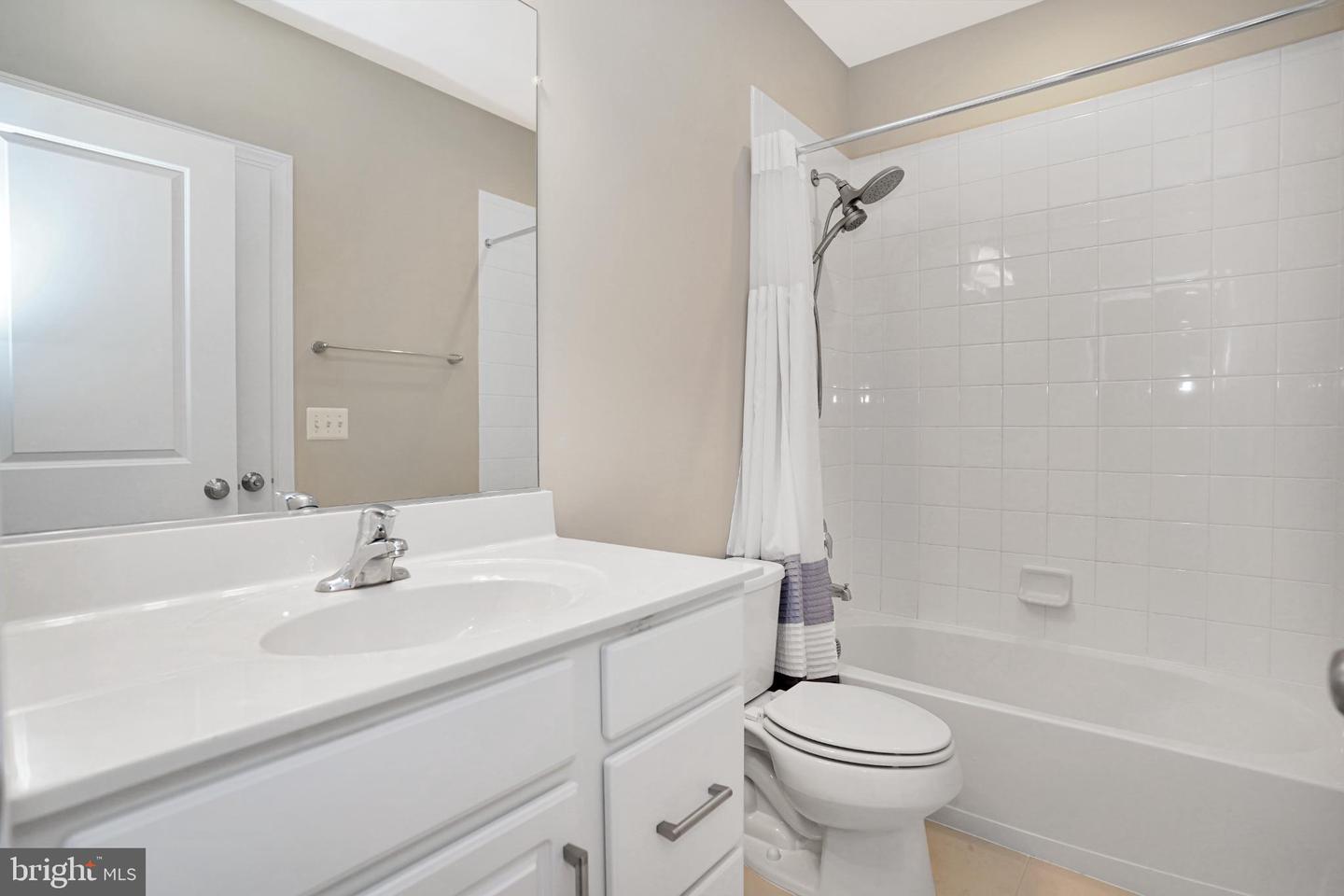 6638 SCHURTZ ST, ALEXANDRIA, Virginia 22310, 5 Bedrooms Bedrooms, 10 Rooms Rooms,4 BathroomsBathrooms,Residential,For sale,6638 SCHURTZ ST,VAFX2269534 MLS # VAFX2269534