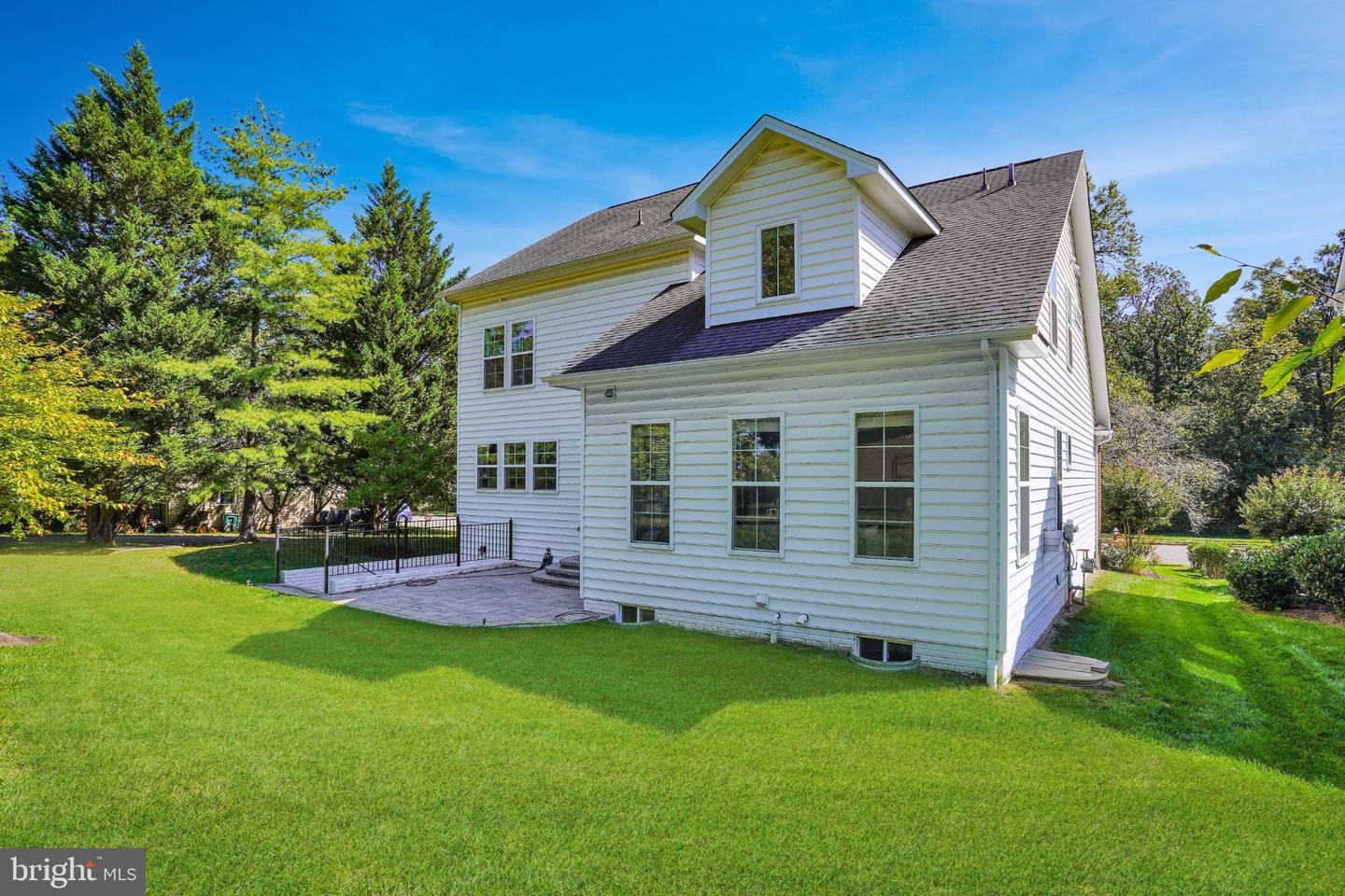 6638 SCHURTZ ST, ALEXANDRIA, Virginia 22310, 5 Bedrooms Bedrooms, 10 Rooms Rooms,4 BathroomsBathrooms,Residential,For sale,6638 SCHURTZ ST,VAFX2269534 MLS # VAFX2269534