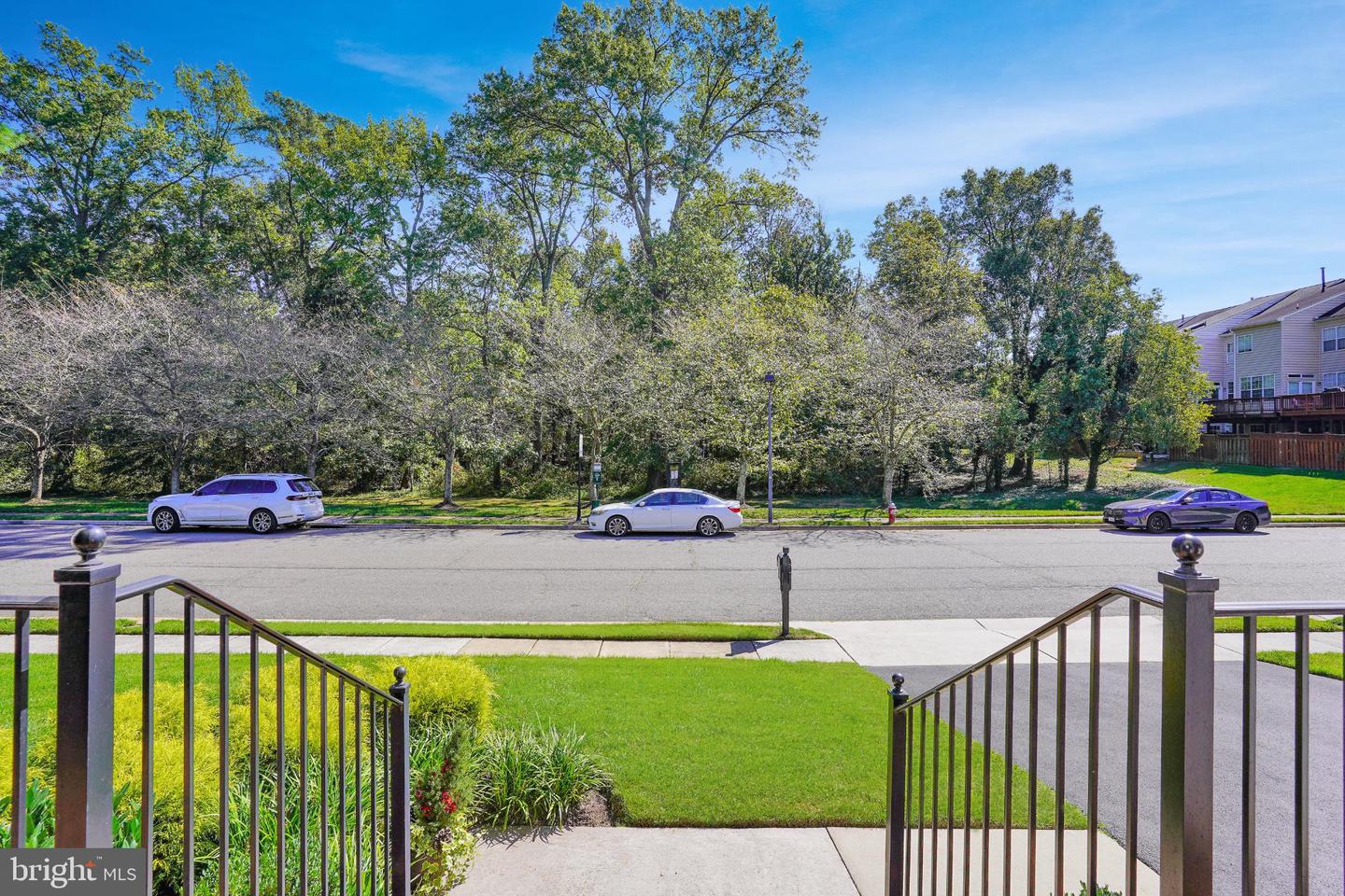 6638 SCHURTZ ST, ALEXANDRIA, Virginia 22310, 5 Bedrooms Bedrooms, 10 Rooms Rooms,4 BathroomsBathrooms,Residential,For sale,6638 SCHURTZ ST,VAFX2269534 MLS # VAFX2269534