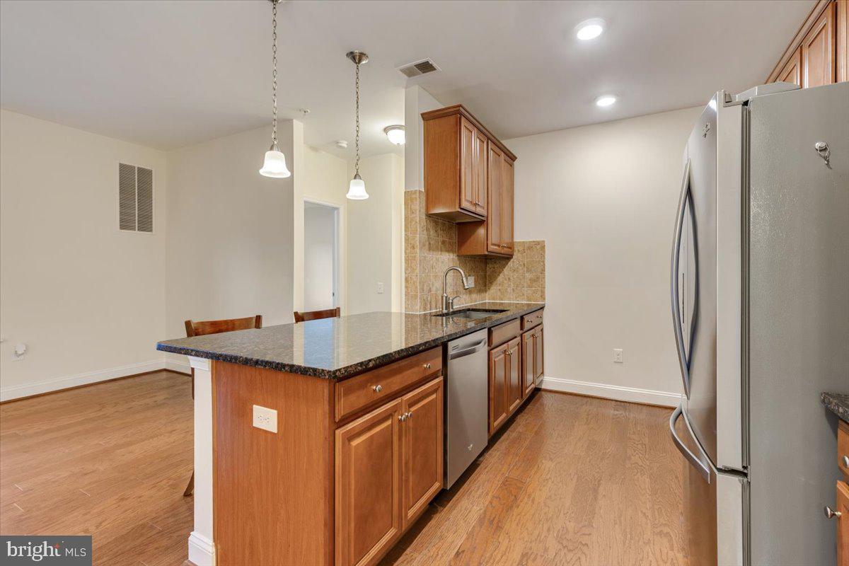 2907 BLEEKER ST #3-106, FAIRFAX, Virginia 22031, 2 Bedrooms Bedrooms, ,2 BathroomsBathrooms,Residential,For sale,2907 BLEEKER ST #3-106,VAFX2269658 MLS # VAFX2269658