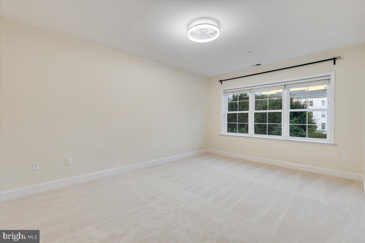 2907 BLEEKER ST #3-106, FAIRFAX, Virginia 22031, 2 Bedrooms Bedrooms, ,2 BathroomsBathrooms,Residential,For sale,2907 BLEEKER ST #3-106,VAFX2269658 MLS # VAFX2269658