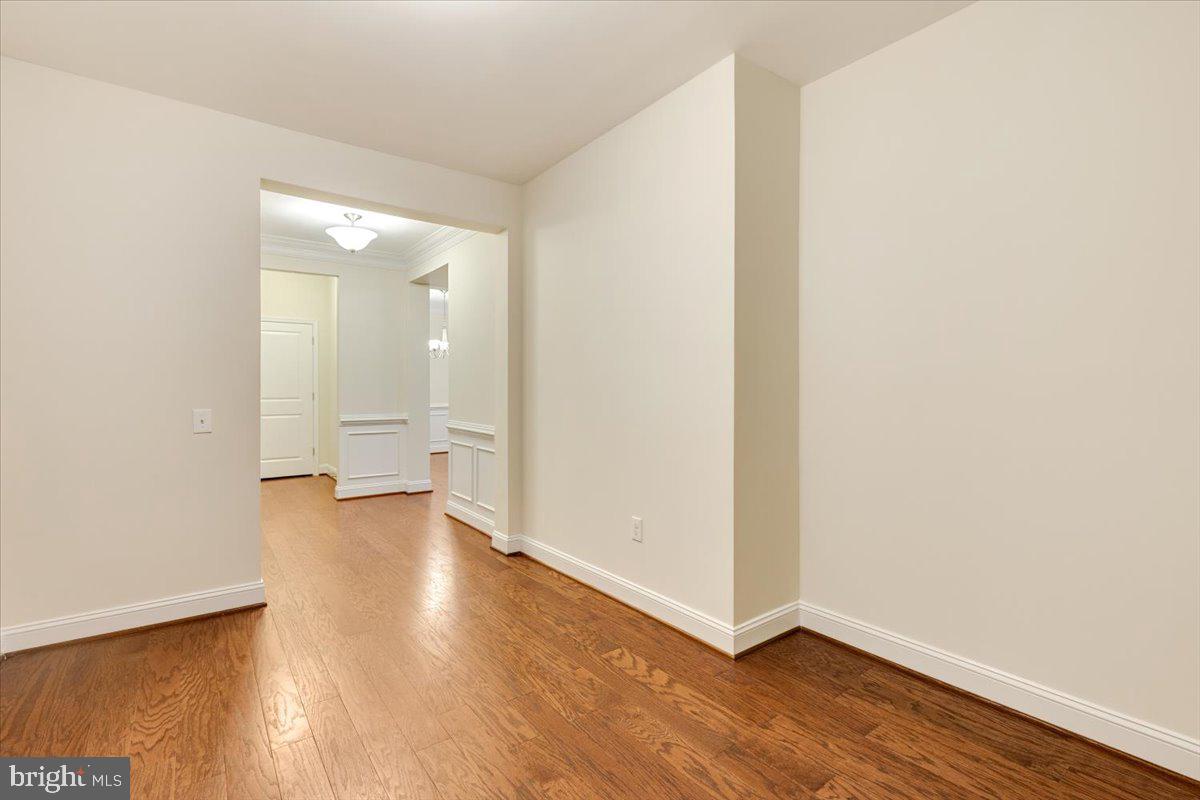 2907 BLEEKER ST #3-106, FAIRFAX, Virginia 22031, 2 Bedrooms Bedrooms, ,2 BathroomsBathrooms,Residential,For sale,2907 BLEEKER ST #3-106,VAFX2269658 MLS # VAFX2269658