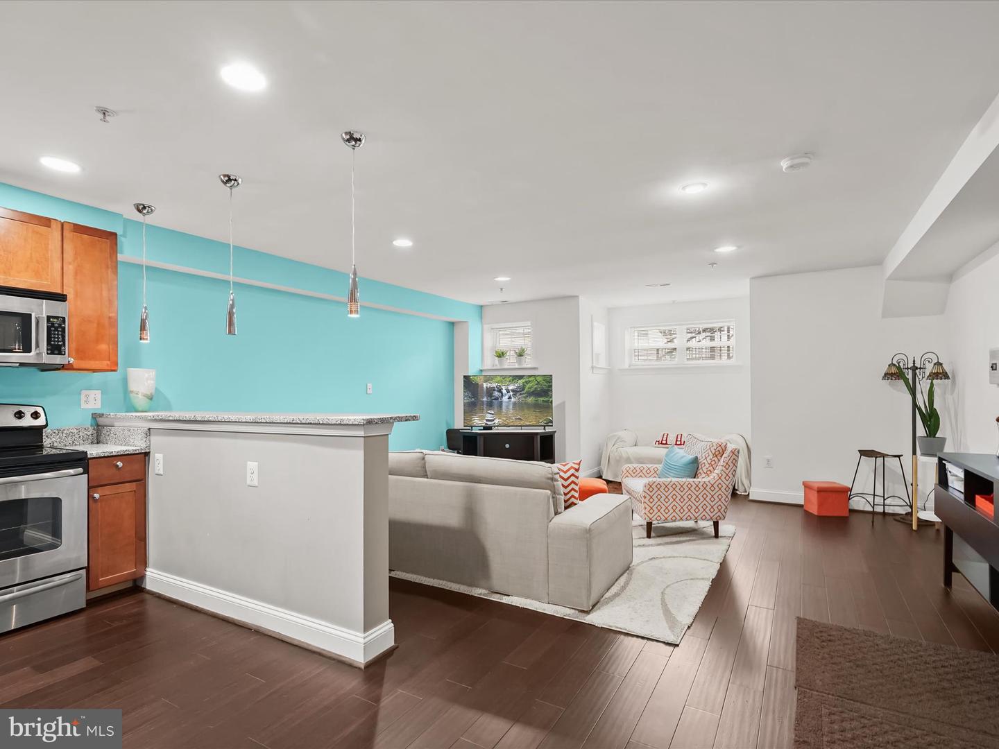 911 KENNEDY ST NW #1, WASHINGTON, District Of Columbia 20011, 2 Bedrooms Bedrooms, ,2 BathroomsBathrooms,Residential,For sale,911 KENNEDY ST NW #1,DCDC2224590 MLS # DCDC2224590