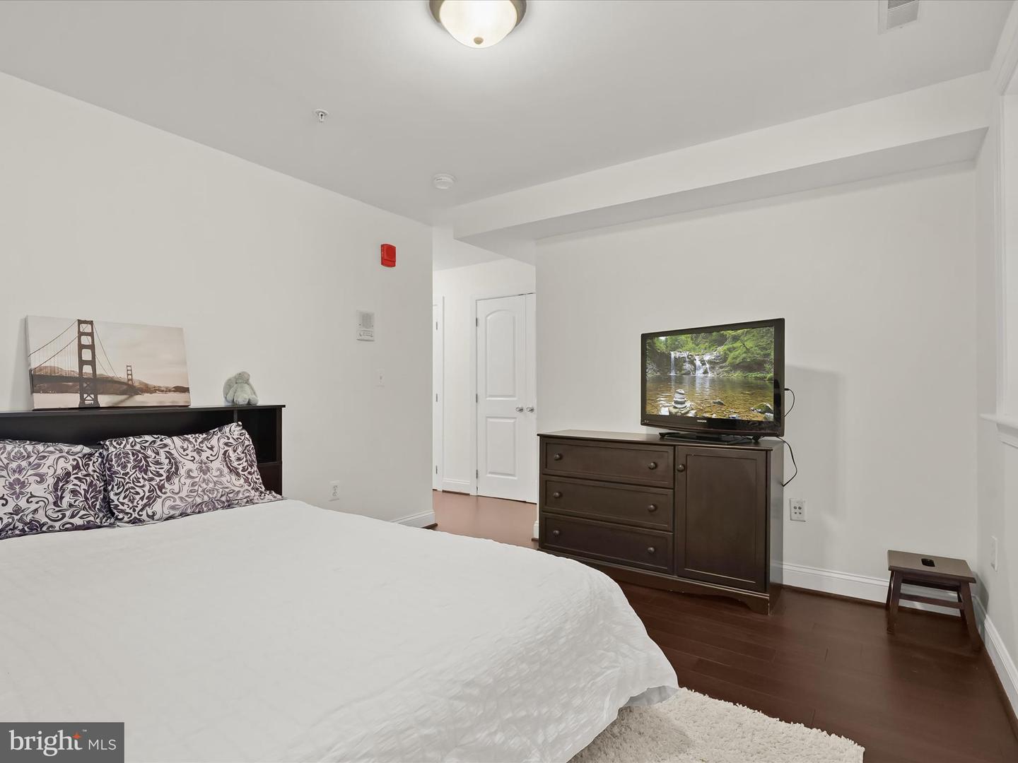911 KENNEDY ST NW #1, WASHINGTON, District Of Columbia 20011, 2 Bedrooms Bedrooms, ,2 BathroomsBathrooms,Residential,For sale,911 KENNEDY ST NW #1,DCDC2224590 MLS # DCDC2224590