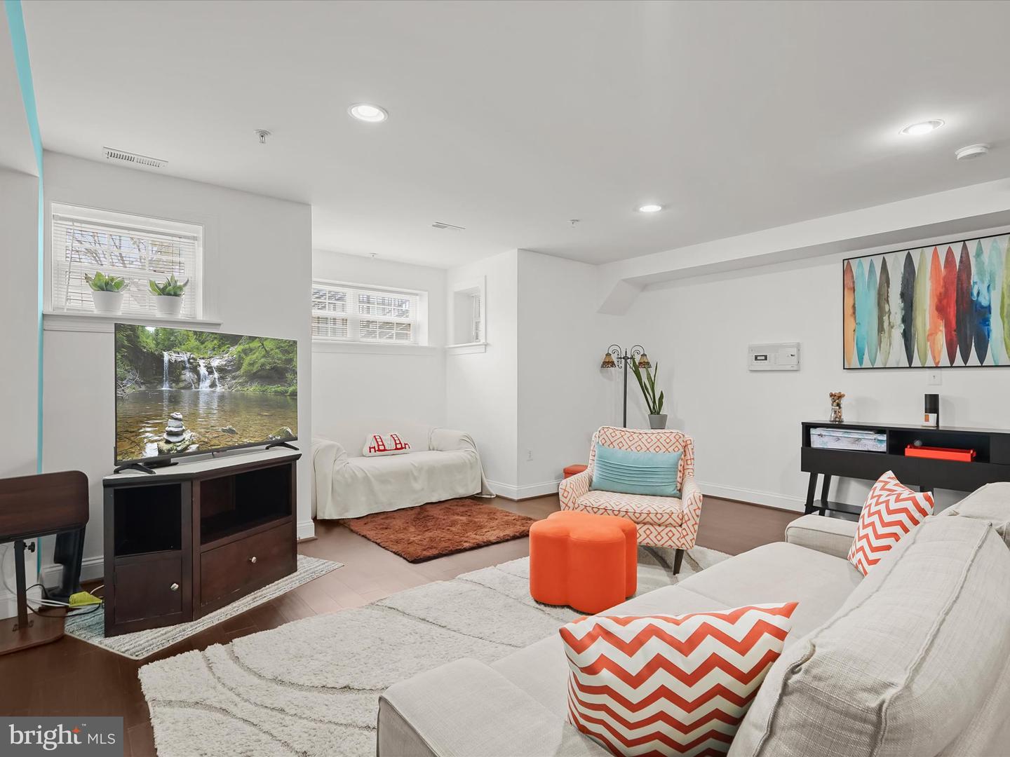 911 KENNEDY ST NW #1, WASHINGTON, District Of Columbia 20011, 2 Bedrooms Bedrooms, ,2 BathroomsBathrooms,Residential,For sale,911 KENNEDY ST NW #1,DCDC2224590 MLS # DCDC2224590
