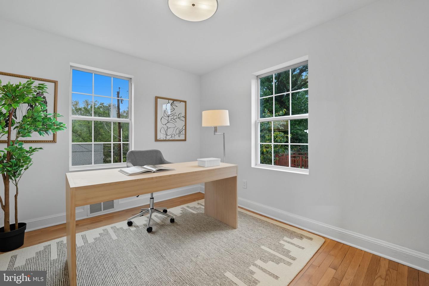 2825 WINCHESTER WAY, FALLS CHURCH, Virginia 22042, 4 Bedrooms Bedrooms, ,3 BathroomsBathrooms,Residential,For sale,2825 WINCHESTER WAY,VAFX2269710 MLS # VAFX2269710
