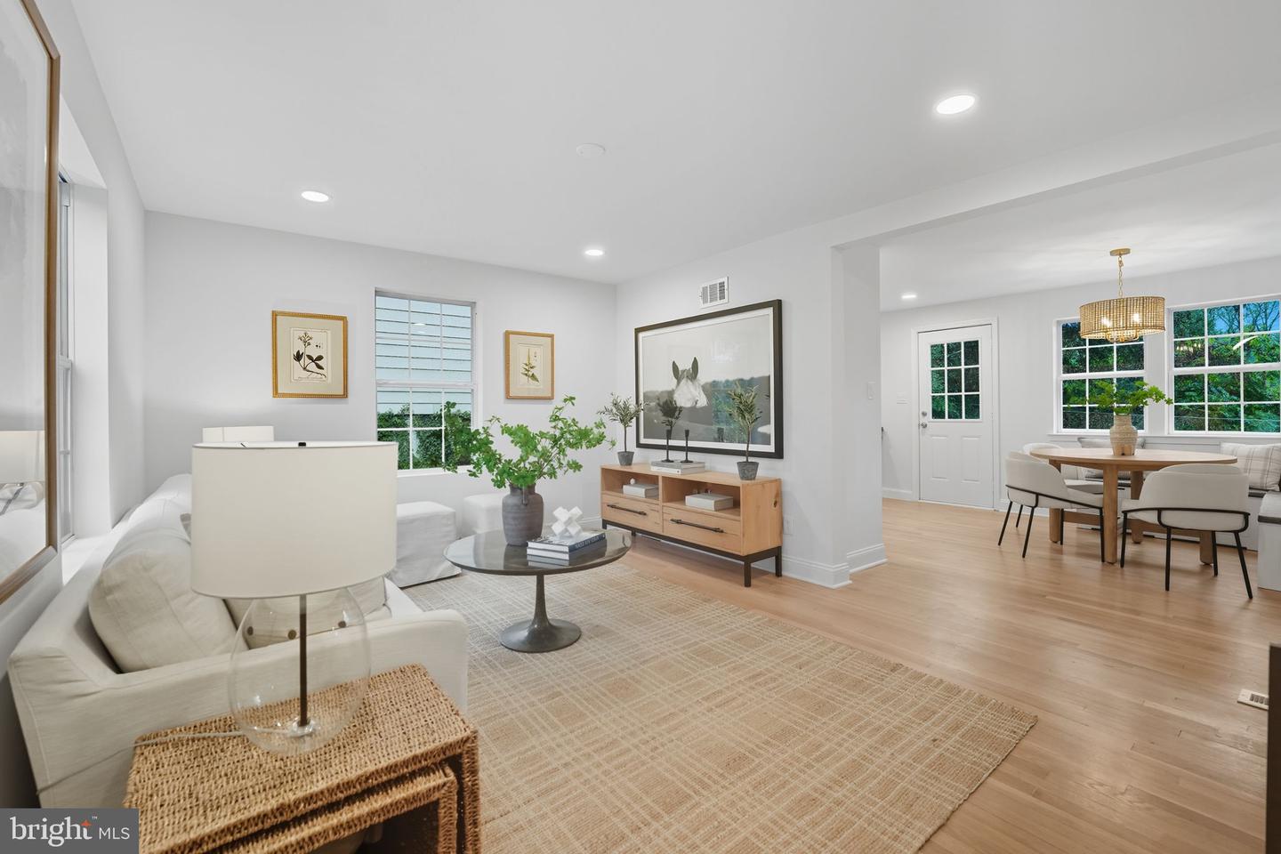 2825 WINCHESTER WAY, FALLS CHURCH, Virginia 22042, 4 Bedrooms Bedrooms, ,3 BathroomsBathrooms,Residential,For sale,2825 WINCHESTER WAY,VAFX2269710 MLS # VAFX2269710