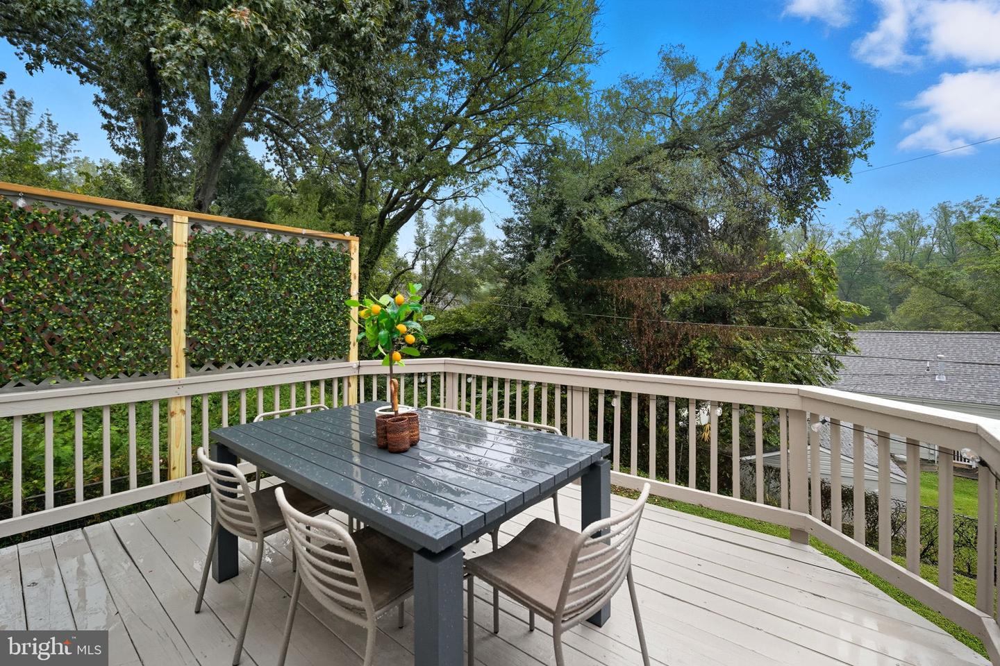2825 WINCHESTER WAY, FALLS CHURCH, Virginia 22042, 4 Bedrooms Bedrooms, ,3 BathroomsBathrooms,Residential,For sale,2825 WINCHESTER WAY,VAFX2269710 MLS # VAFX2269710