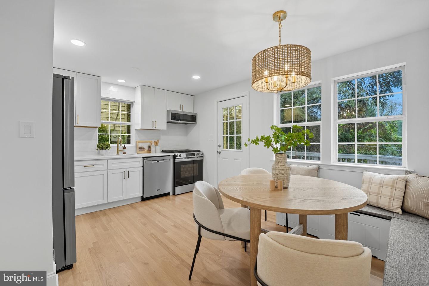2825 WINCHESTER WAY, FALLS CHURCH, Virginia 22042, 4 Bedrooms Bedrooms, ,3 BathroomsBathrooms,Residential,For sale,2825 WINCHESTER WAY,VAFX2269710 MLS # VAFX2269710