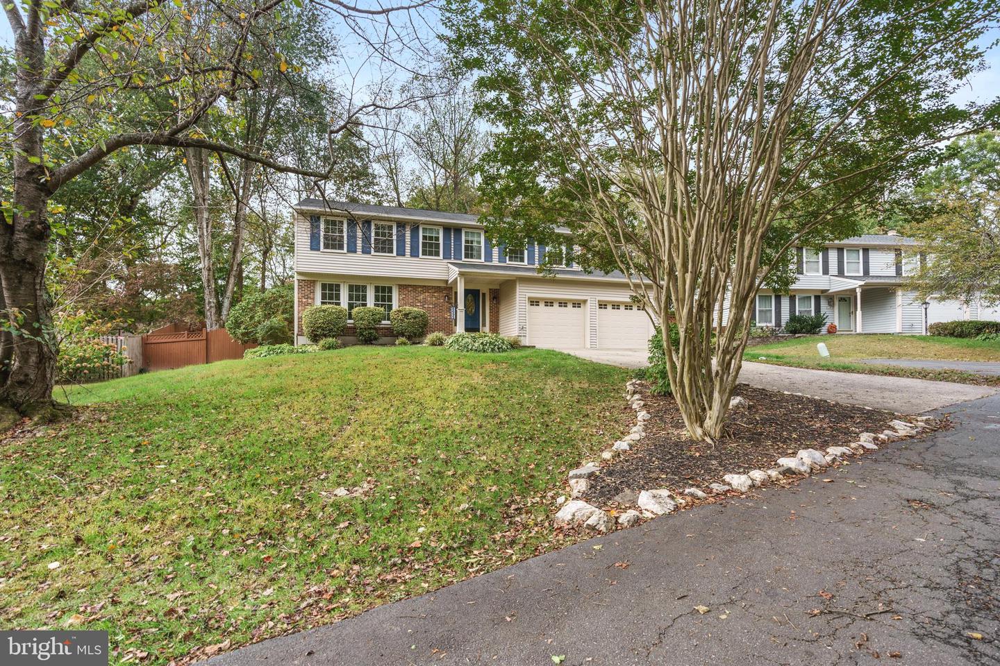8695 YOUNG CT, SPRINGFIELD, Virginia 22153, 4 Bedrooms Bedrooms, ,3 BathroomsBathrooms,Residential,For sale,8695 YOUNG CT,VAFX2270110 MLS # VAFX2270110
