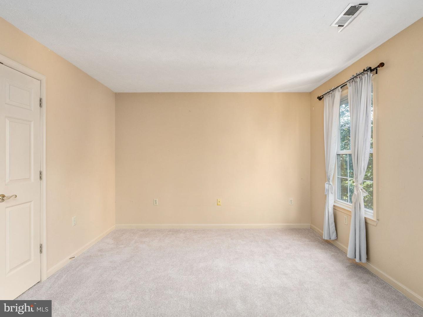 2452 HARPOON DR, STAFFORD, Virginia 22554, 3 Bedrooms Bedrooms, ,2 BathroomsBathrooms,Residential,For sale,2452 HARPOON DR,VAST2043178 MLS # VAST2043178