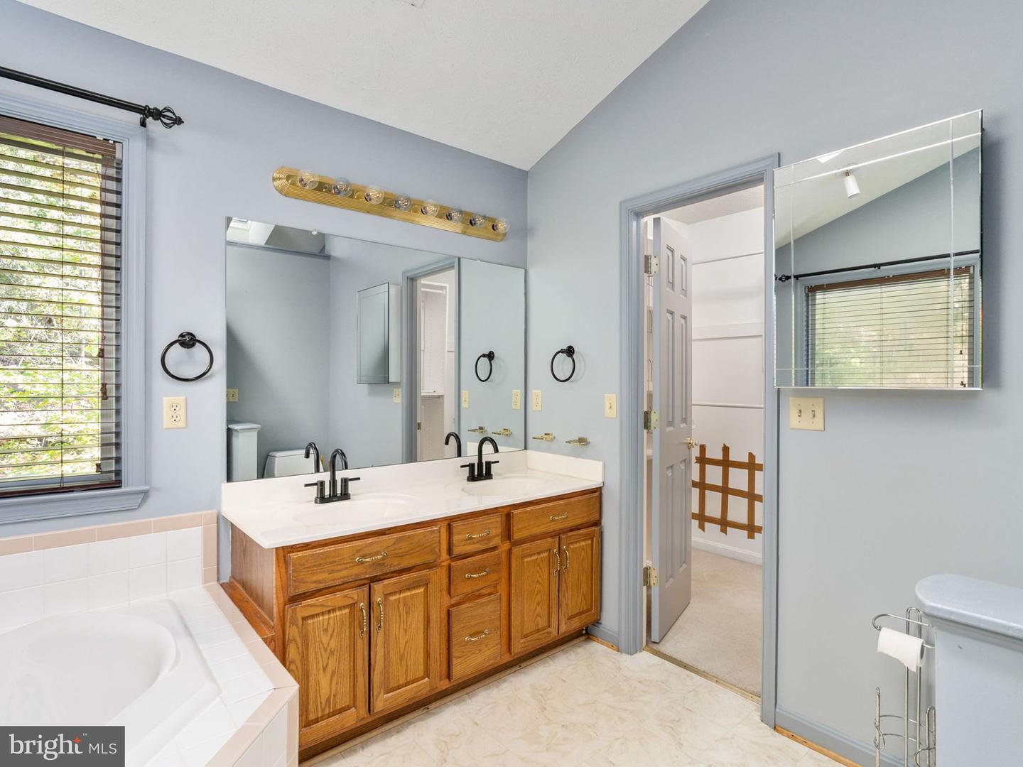 2452 HARPOON DR, STAFFORD, Virginia 22554, 3 Bedrooms Bedrooms, ,2 BathroomsBathrooms,Residential,For sale,2452 HARPOON DR,VAST2043178 MLS # VAST2043178